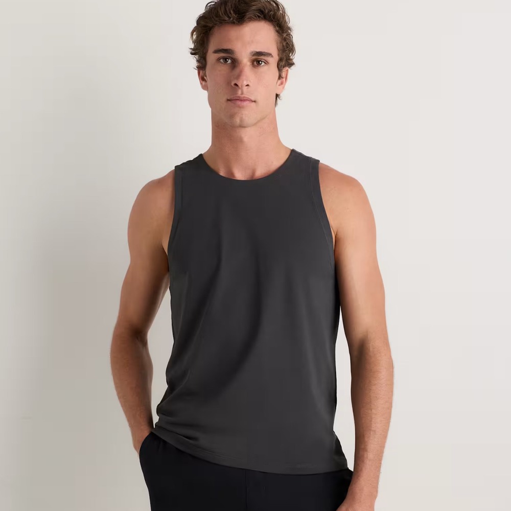 Quince Mens Allday Performance Tank Top Charcoal Gray Gym Workout Active M NEW